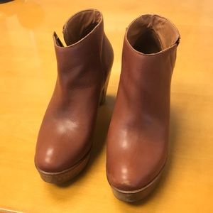 Price Dropped!! KBD healed Clog